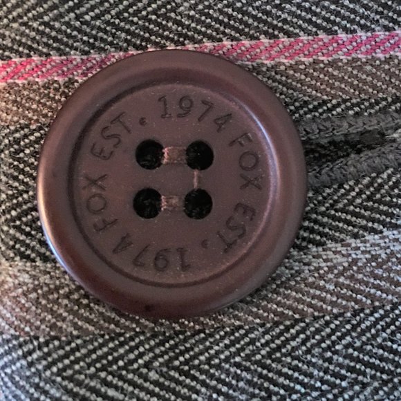 FOX GIRLS Cuffed Pinstriped Single Pleat Shorts - Picture 4 of 11